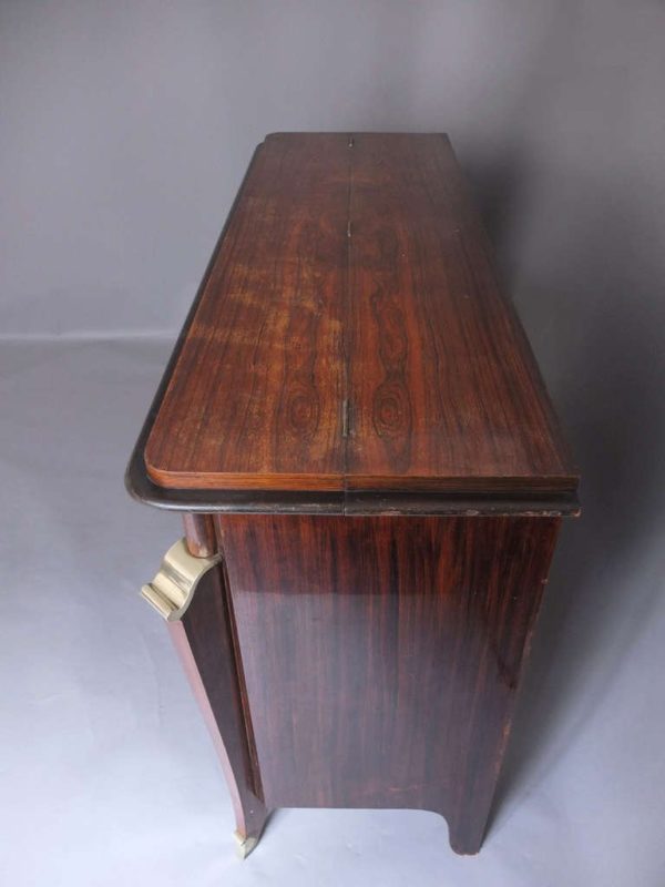 A Fine French Art Deco Rosewood Buffet-Bar - Image 6