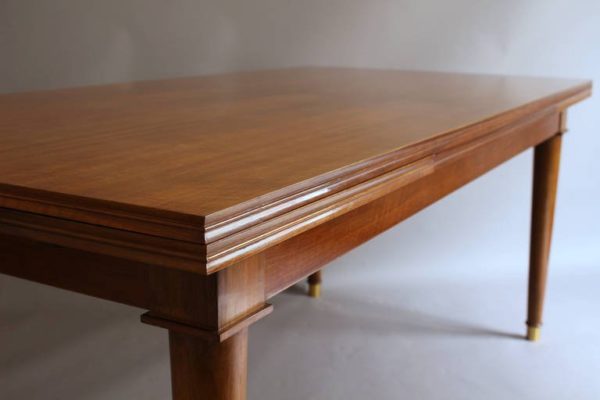 A Fine French Art Deco Extendable Walnut Dining Table by Jules Leleu - Image 12