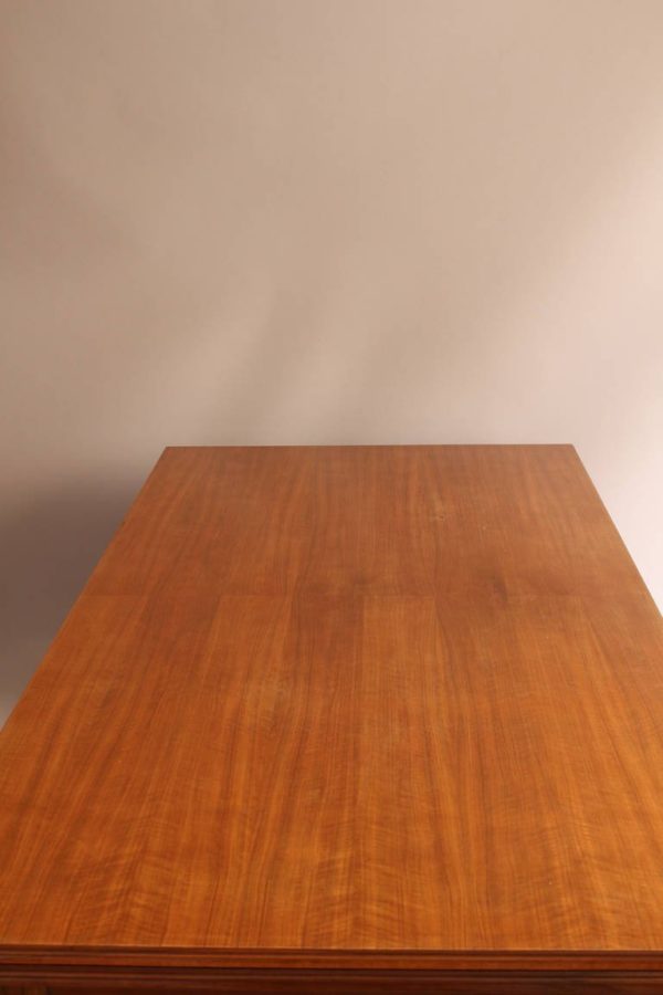 A Fine French Art Deco Extendable Walnut Dining Table by Jules Leleu - Image 10