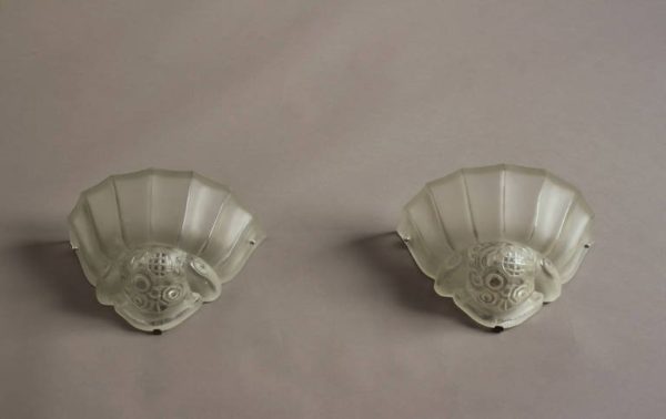 A Fine Pair of French Art Deco Frosted Glass Sconces by Genet Michon - Image 2