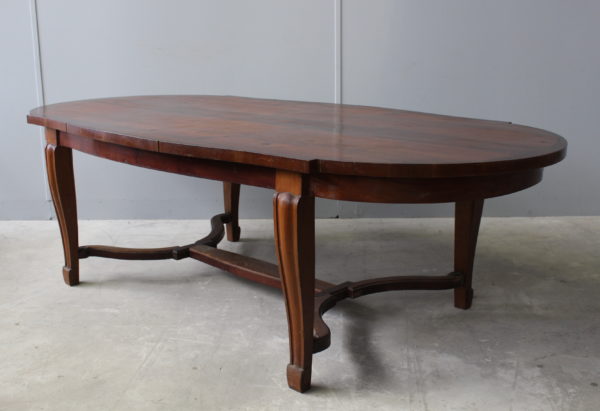 French Art Deco Mahogany Dining Table in the Manner of Arbus - Image 3