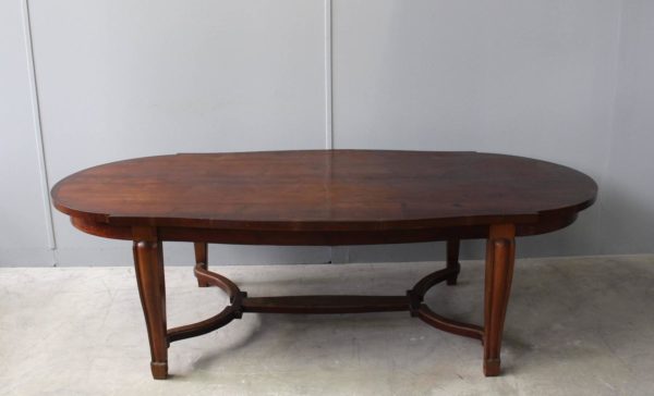 French Art Deco Mahogany Dining Table in the Manner of Arbus - Image 5