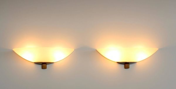 Pair of Fine French Art Deco Frosted Glass and Bronze Sconces - Image 4