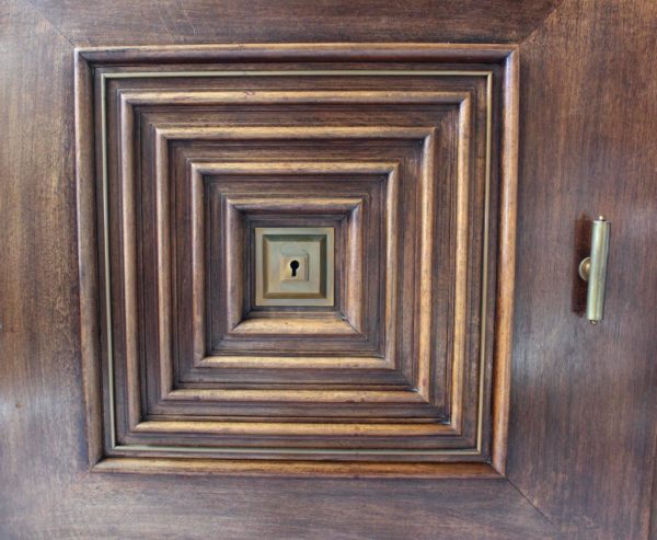 A Fine French Art Deco Two Doors Walnut Buffet - Dry Bar in the Manner of Maxime Old - Image 11