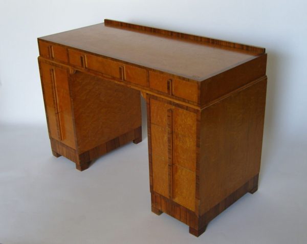 Bird's-Eye Maple and Walnut Art Deco Desk - Image 4