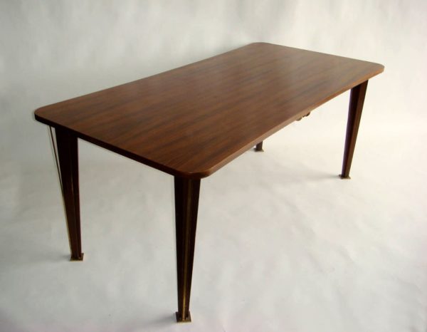 A Fine French 1950s Rosewood Dining Table - Image 4