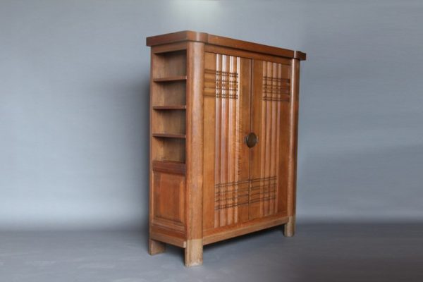 A Fine French Art Deco Oak Armoire by Dudouyt - Image 4