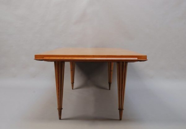 A Fine French Art Deco Expandable Dining Table with Ribbed Brass Conical Legs - Image 10