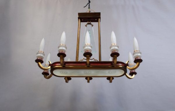 A Fine Large French 1950s Brass and Glass Chandelier - Image 10