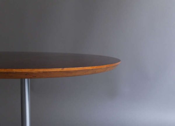 A Fine French 1960s Round Gueridon or Side Table by Pierre Paulin - Image 3