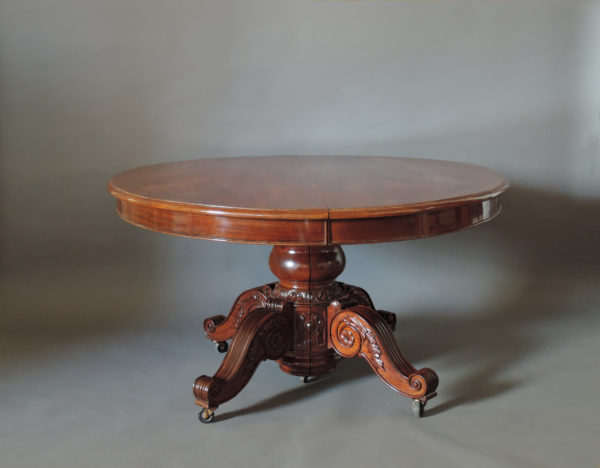 A Fine Large French 19th Century Solid Mahogany Oval Table - Image 3