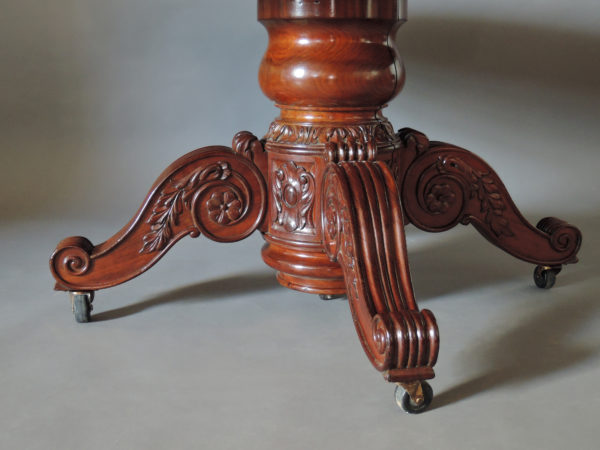 A Fine Large French 19th Century Solid Mahogany Oval Table - Image 7