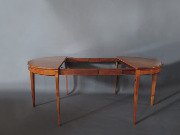 French 1950's Cherry Round Dining Table Divisible in 2 Demi Lune Tables - Image 15