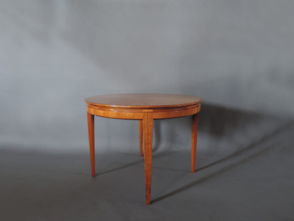 French 1950's Cherry Round Dining Table Divisible in 2 Demi Lune Tables - Image 2