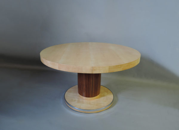 A Fine Round Art Deco Extendable Dining Table by De Coene - Image 2