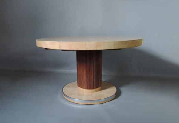 A Fine Round Art Deco Extendable Dining Table by De Coene - Image 3