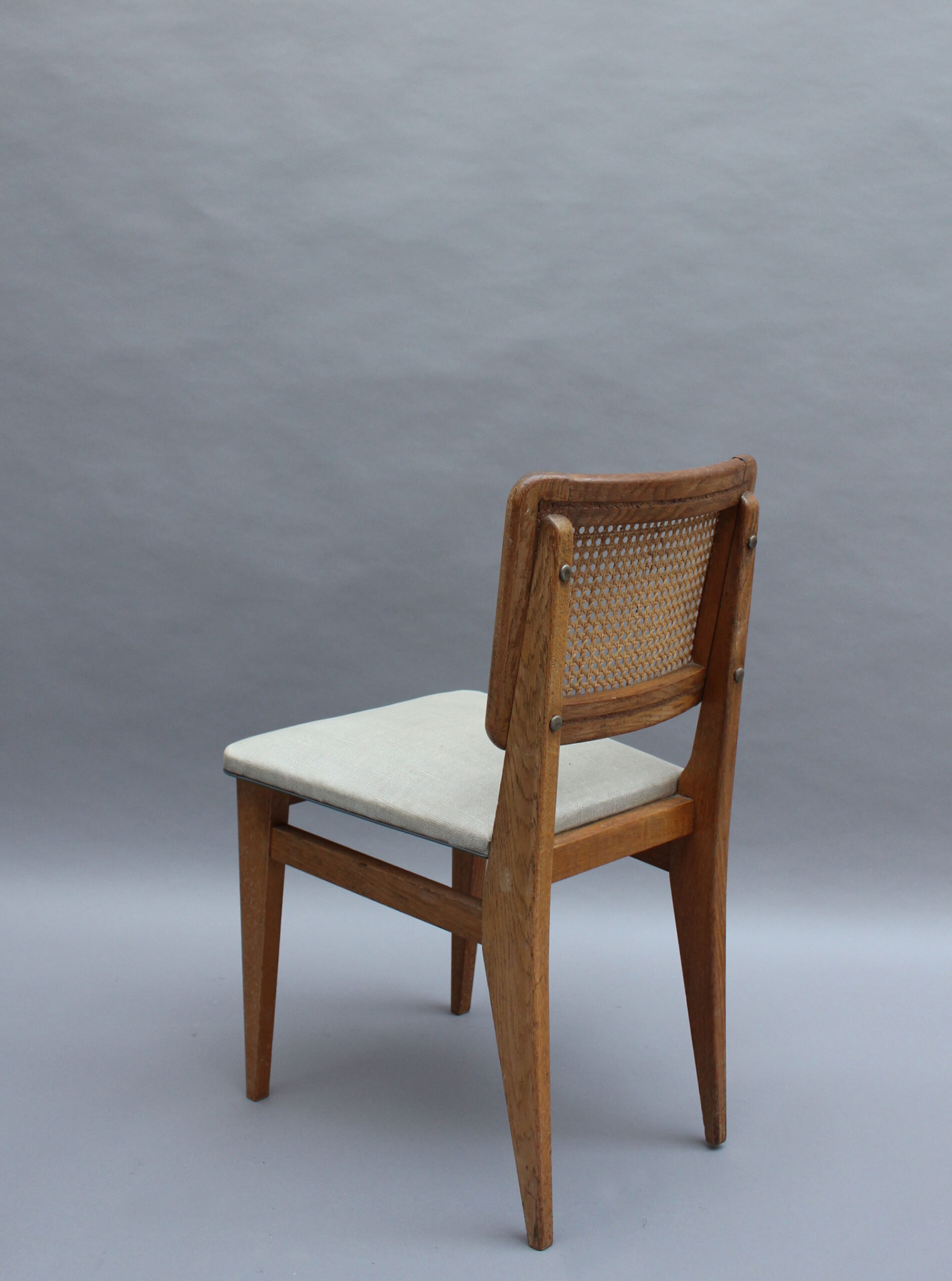 Set of Six French 1950s Dining Oak Chairs by Maison Roset - Image 5