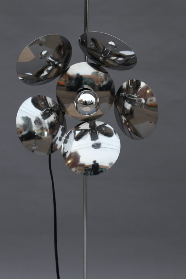 Fine French 1970s Adjustable Chrome Floor Lamp - Image 4