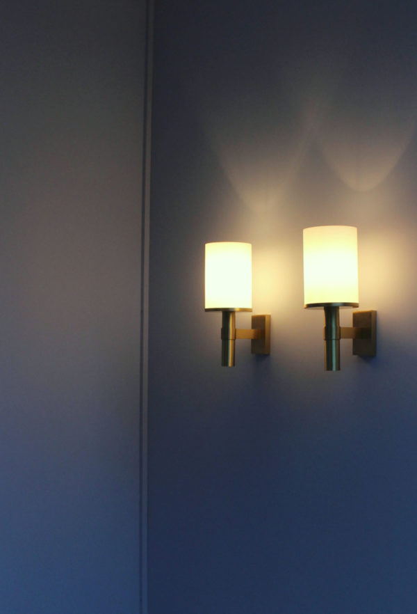 5 Fine French Art Deco Glass and Bronze Cylindrical Sconces by Perzel - Image 3