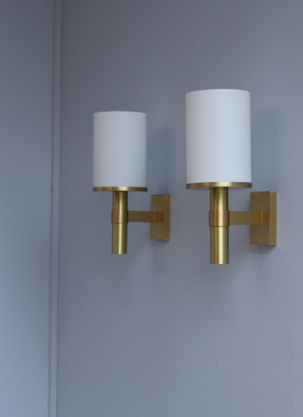 5 Fine French Art Deco Glass and Bronze Cylindrical Sconces by Perzel - Image 4