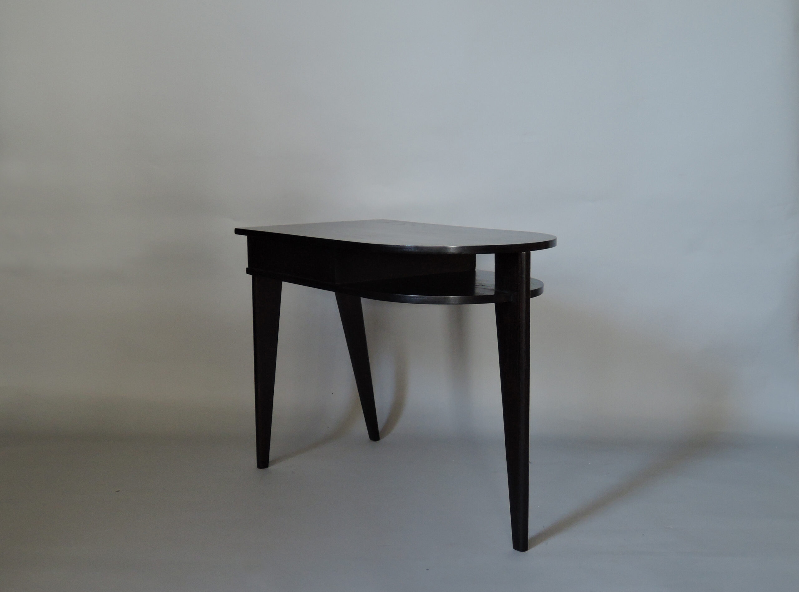 A Fine French Mid-Century Ebonized Oak Desk - Image 7