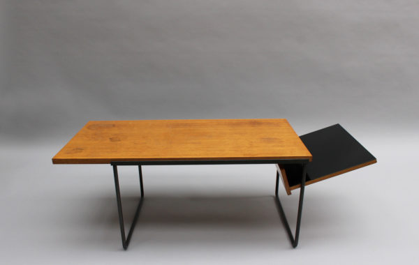 A French Mid-Century Oak and Laminate Coffee Table with a Metal Base - Image 3