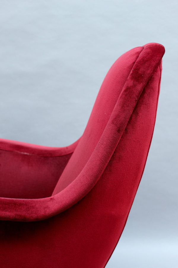 A Fine 1970's Italian Red Velvet Armchair with Brass Legs - Image 9