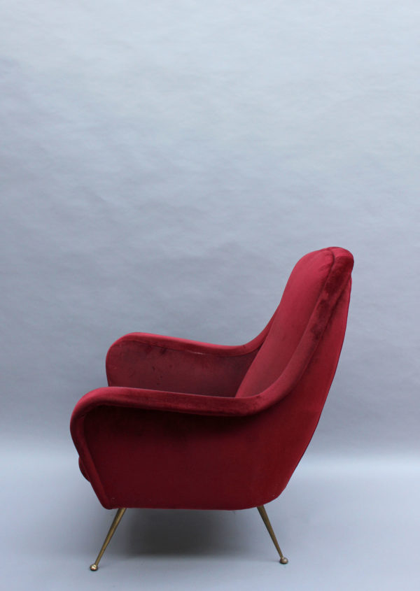 A Fine 1970's Italian Red Velvet Armchair with Brass Legs - Image 4