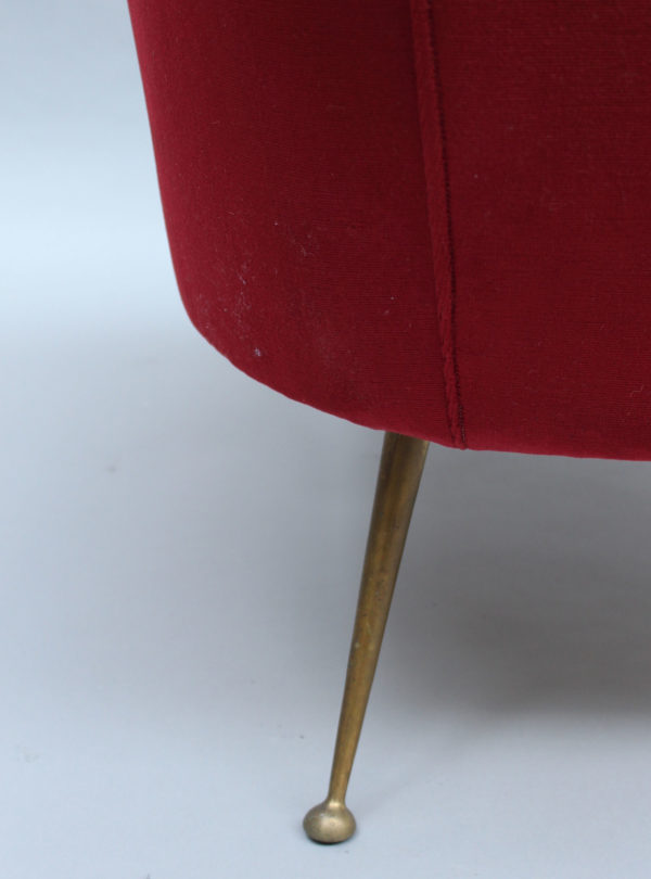 A Fine 1970's Italian Red Velvet Armchair with Brass Legs - Image 7