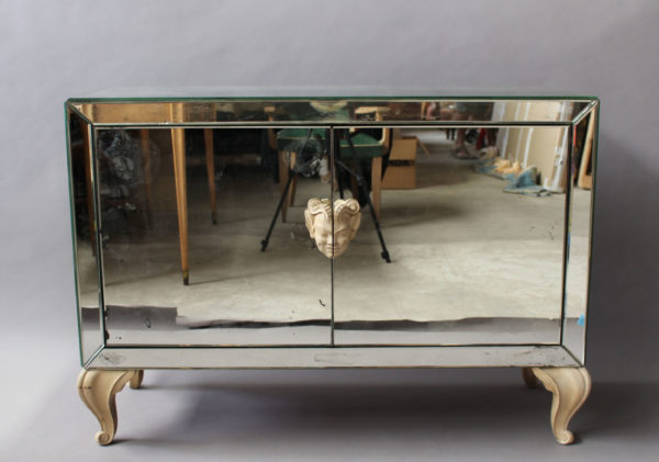 Fine French Art Deco Mirrored Buffet or Commode with Wooden Legs and Handles - Image 4