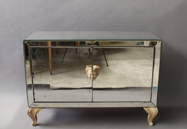 Fine French Art Deco Mirrored Buffet or Commode with Wooden Legs and Handles - Image 3