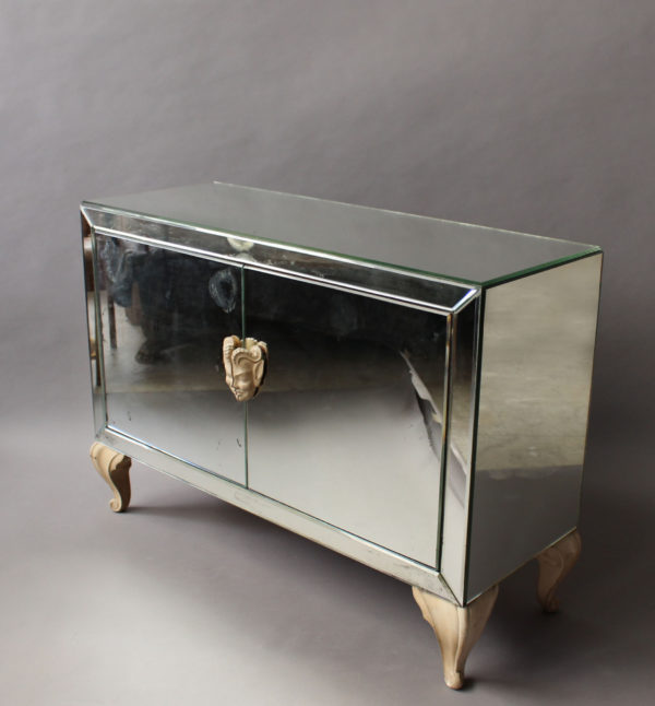 Fine French Art Deco Mirrored Buffet or Commode with Wooden Legs and Handles - Image 2