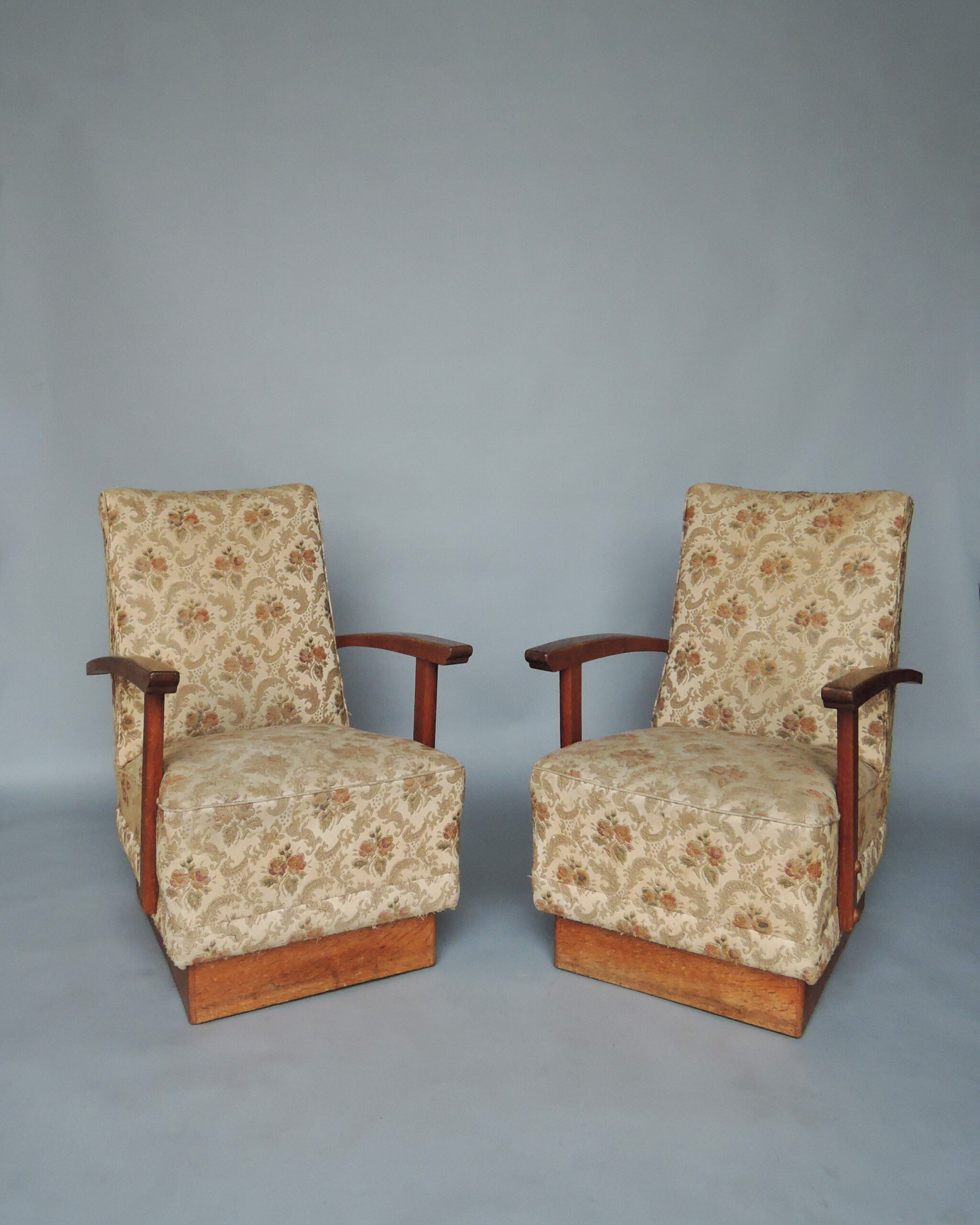 2 Fine French Art Deco Oak Pedestal Lounge Armchairs - Image 3