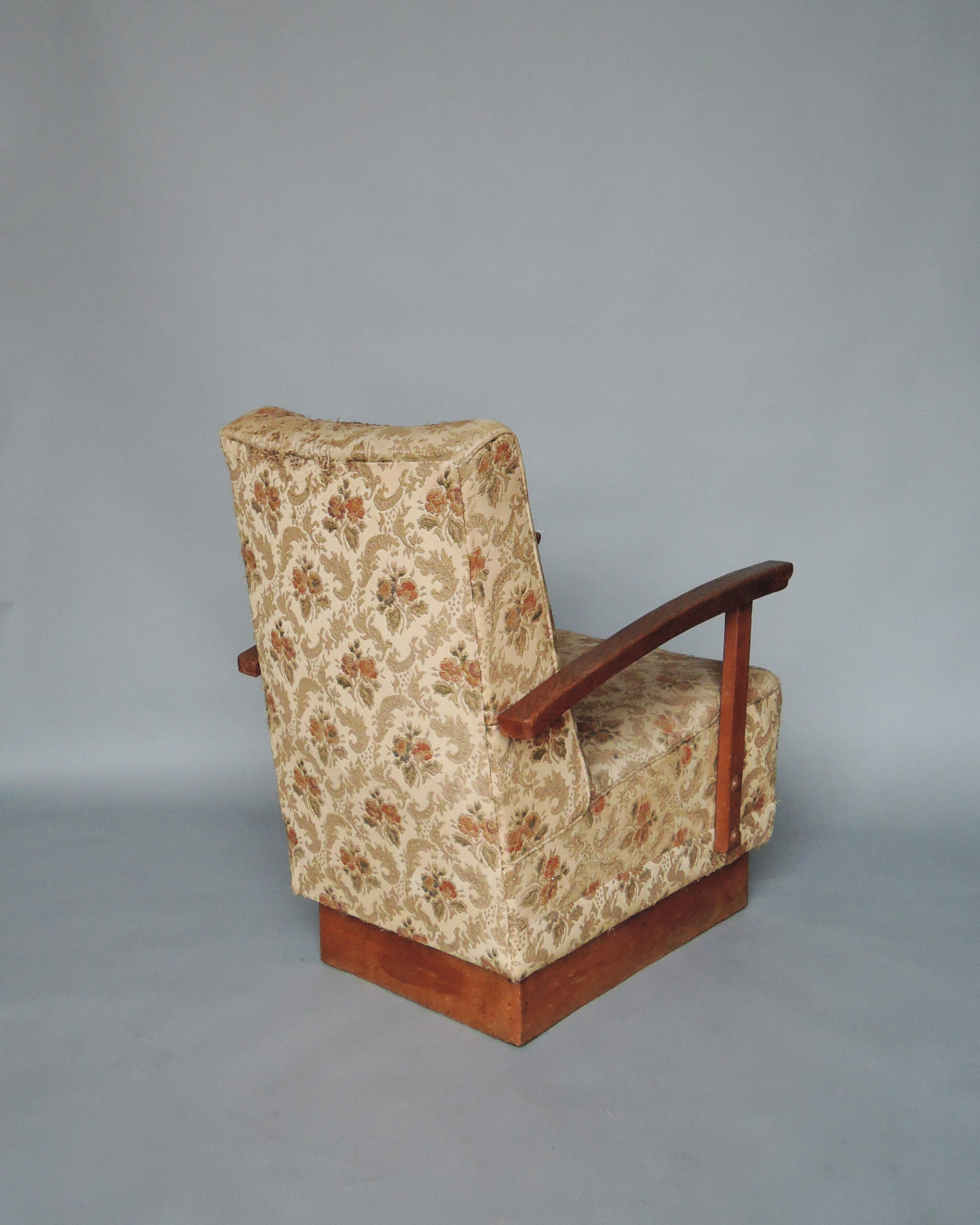 2 Fine French Art Deco Oak Pedestal Lounge Armchairs - Image 8