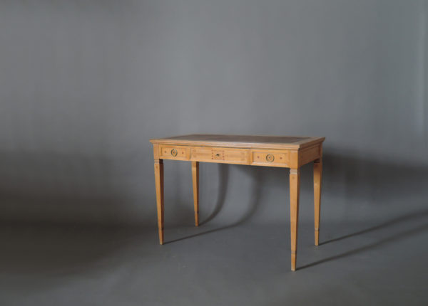 Fine French Art Deco Sycamore Desk by R. Damon & Bertaux - Image 4