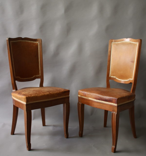 A Set of 12 Fine French Art Deco Mahogany Dining Chairs in the Manner of Arbus - Image 3