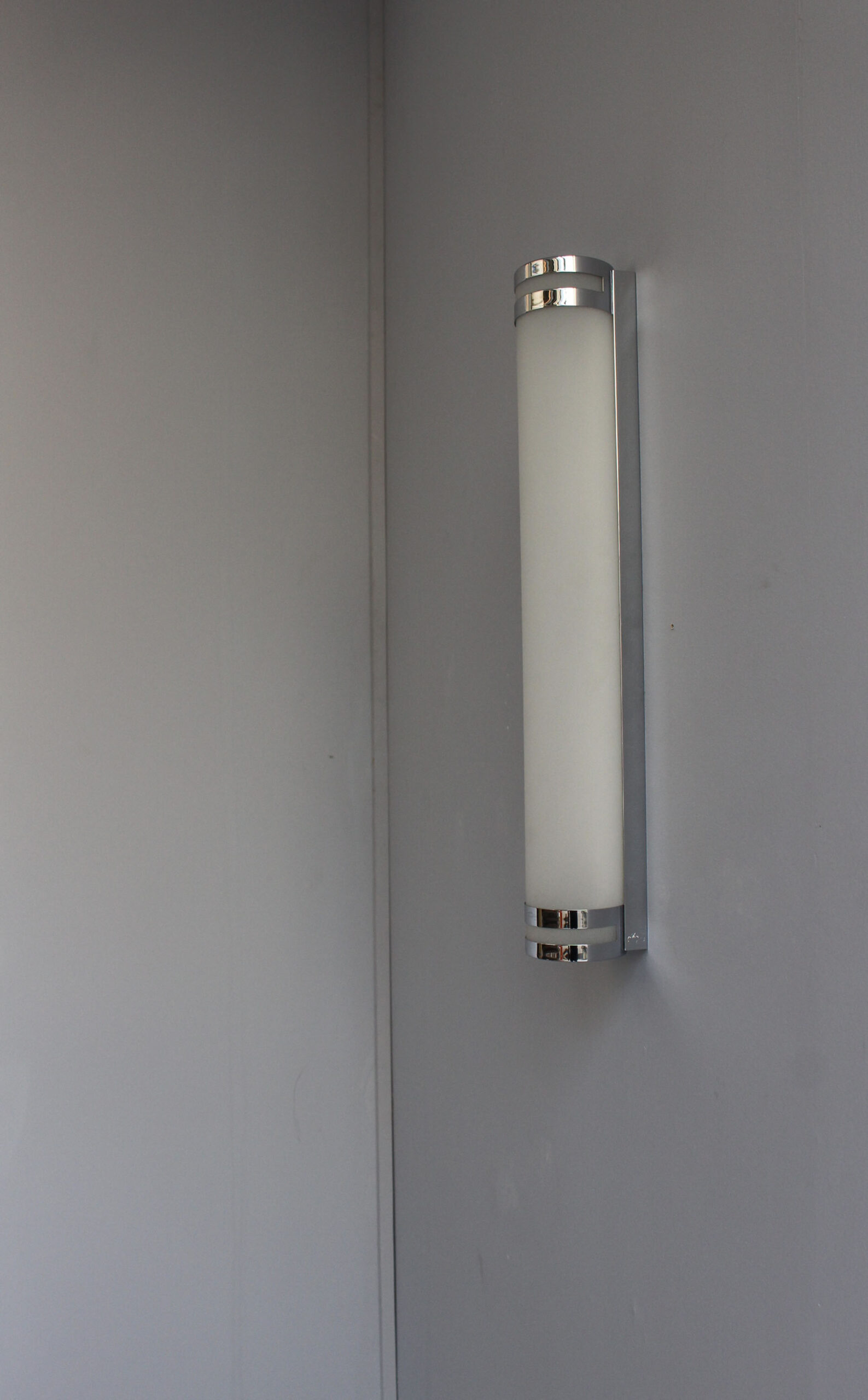 Fine French Art Deco Glass and Chrome Sconce by Jean Perzel - Image 4