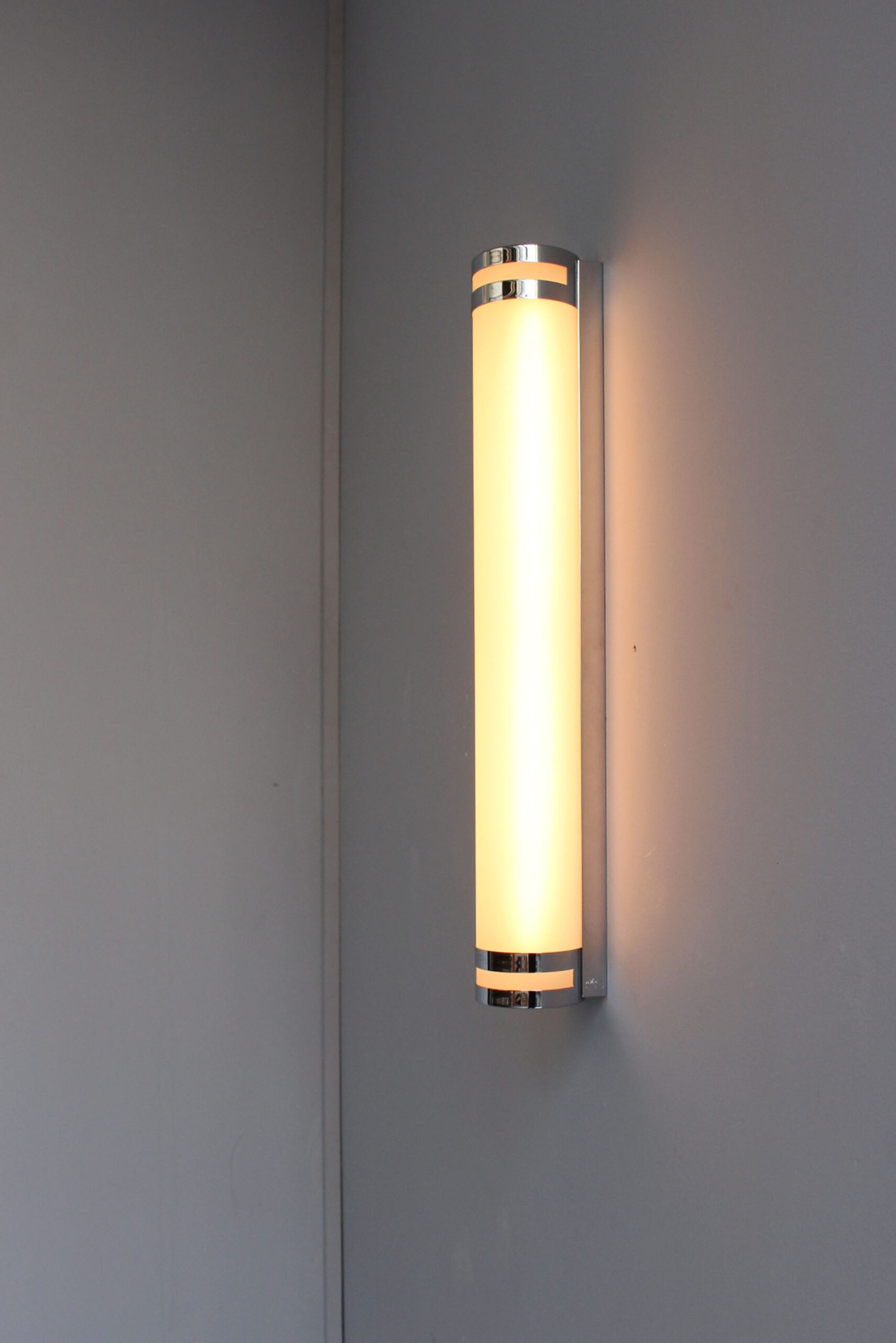 Fine French Art Deco Glass and Chrome Sconce by Jean Perzel - Image 5