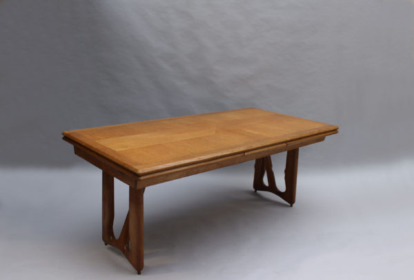 French Midcentury Extendable Oak Table by Guillerme et Chambron - Image 3