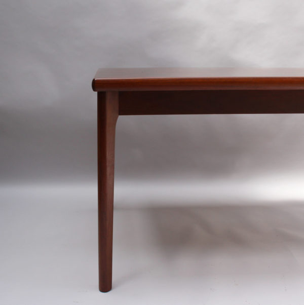 1960s Danish Rosewood Extendable Dining Table by Henning Kjærnulf - Image 6