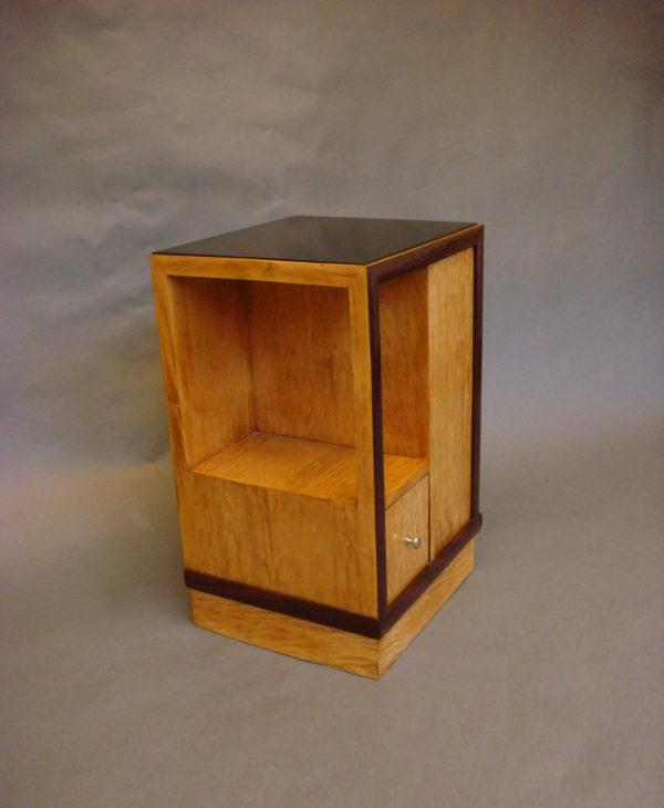 A Fine French Art Deco Satinwood Side Table or Nightstand - Image 4