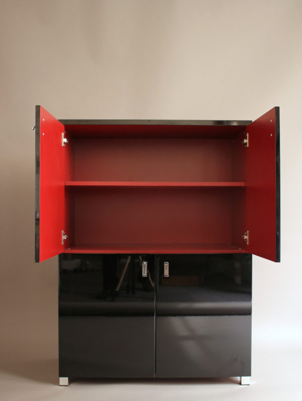 French 1970s Black Lacquered Cabinet - Image 6