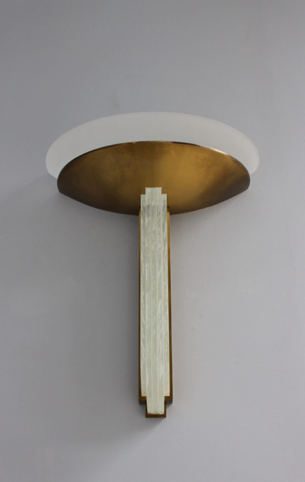 A Fine Large French Art Deco Bronze and Glass Wall Light by Perzel - Image 2