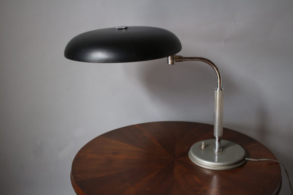 Fine French Art Deco Chrome and Lacquered Desk Lamp - Image 4