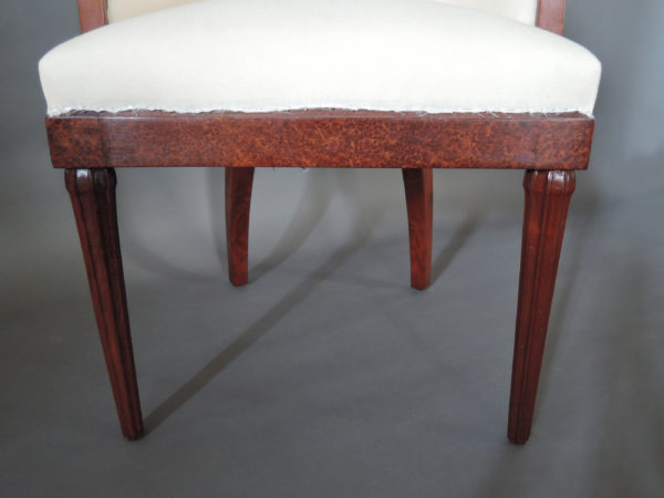 A Fine French Art Deco Mahogany and Amboyna Desk Armchair - Image 8