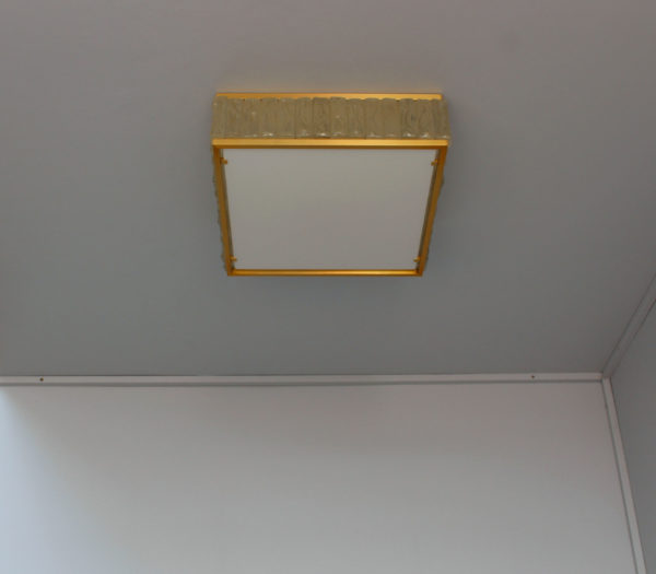 Fine 1950's Brass and Glass Square "Queen Necklace" Ceiling Light by Perzel - Image 4