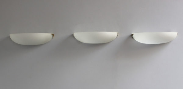 3 Fine French Art Deco Fluted Glass and Bronze Wall Lights by Perzel - Image 2