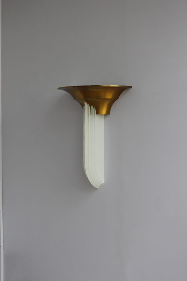 A Large Fine French Art Deco Bronze Sconce with Cascading Glass Slabs by Perzel - Image 18