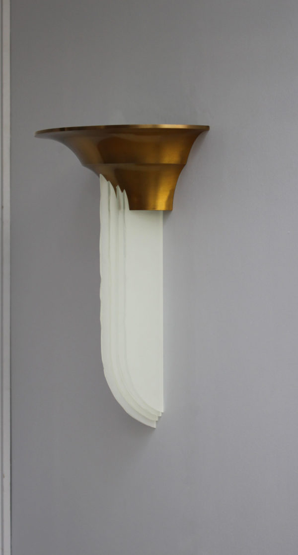 A Large Fine French Art Deco Bronze Sconce with Cascading Glass Slabs by Perzel - Image 15