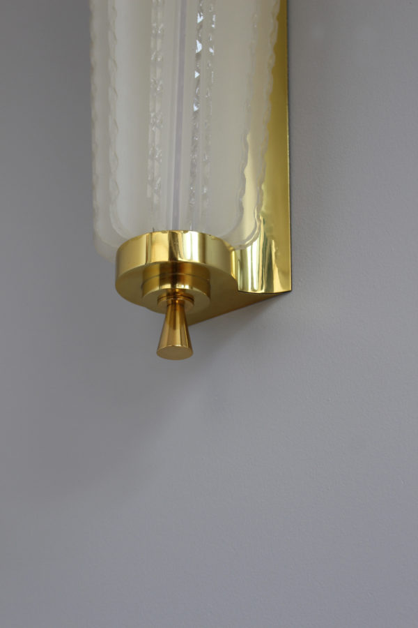 Pair of Fine French Art Deco Glass and Bronze Sconces - Image 10